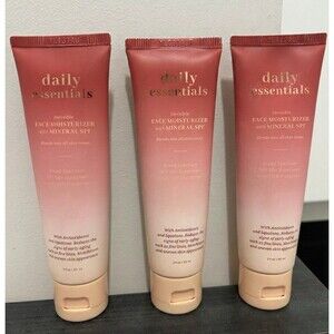 3x Daily Essentials Invisible Face Moisturizer Mineral SPF 50+ Squalane 2oz